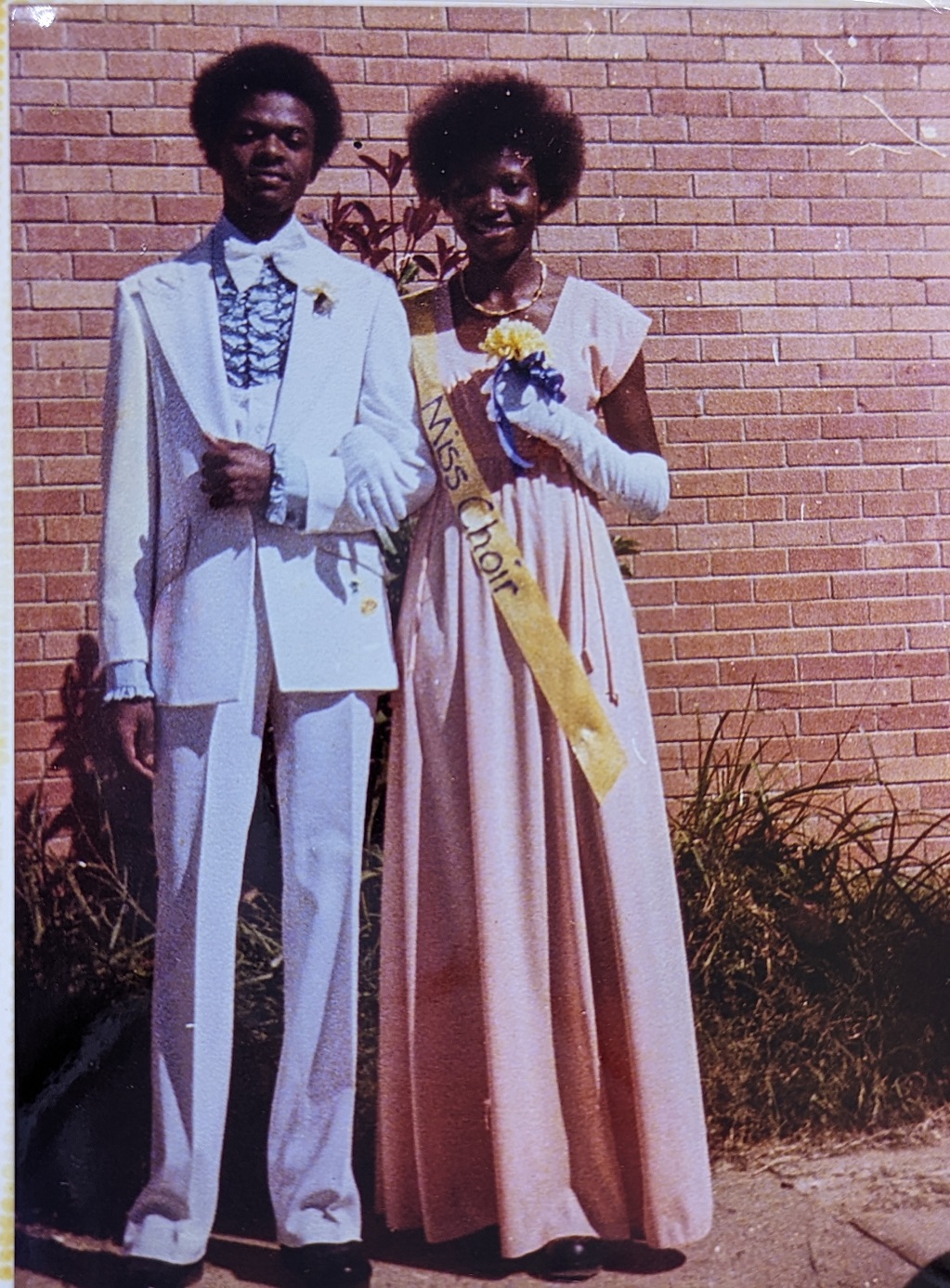 click to see item Miss Choir with Date